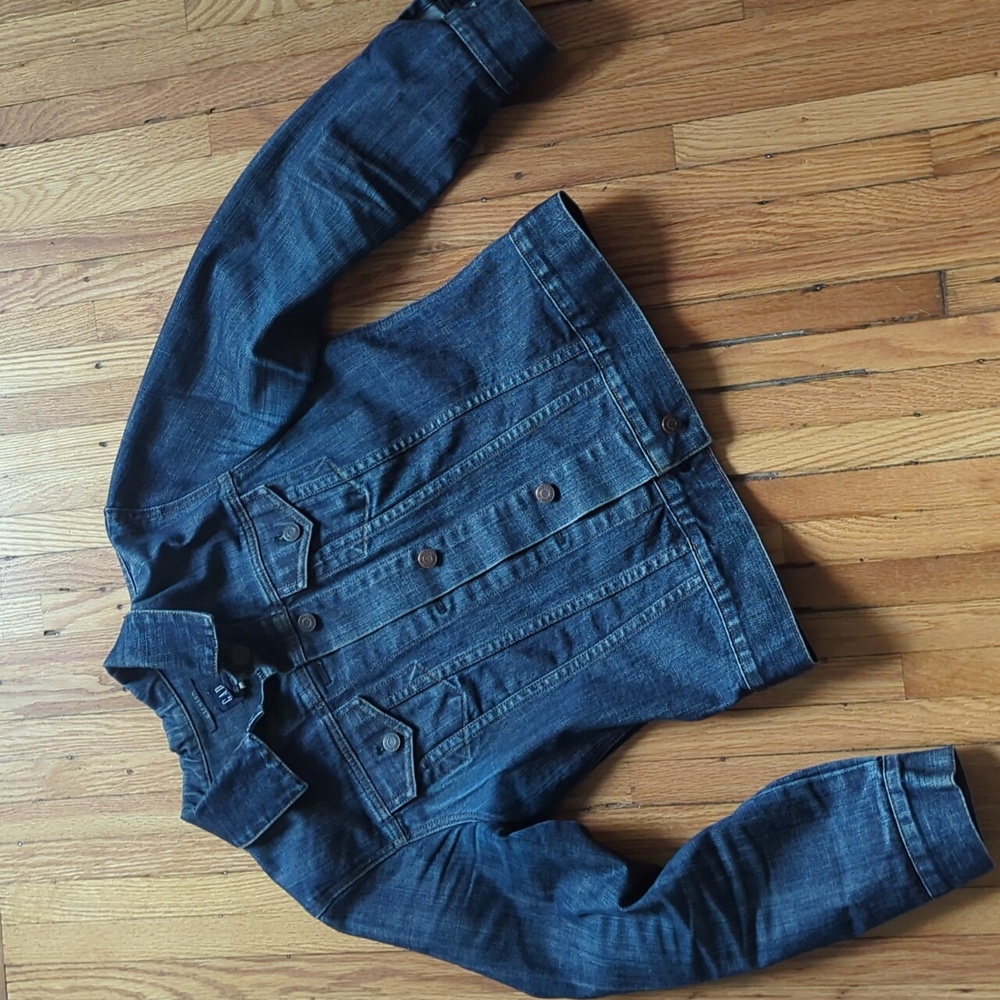 Classic GAP Stretch Jean Jacket Size M